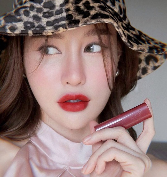 5 phong cách makeup mở đầu xu hướng năm 2020 - Ảnh 8.