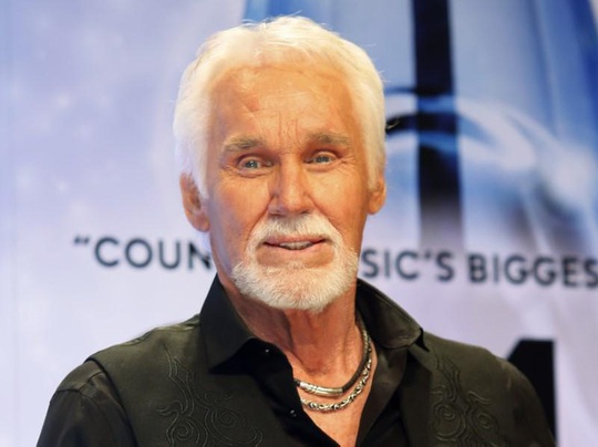 Biểu tượng nhạc đồng quê Kenny Rogers qua đời - Ảnh 2.