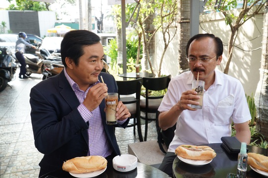Bánh mì và cà phê - sự kết hợp hoàn hảo tạo nên phong vị riêng của Sài Gòn - Ảnh 3.