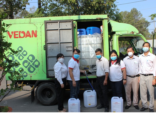Vedan Việt Nam tài trợ 3.200 lít Javen khử trùng phòng chống dịch bệnh Covid-19 - Ảnh 2.