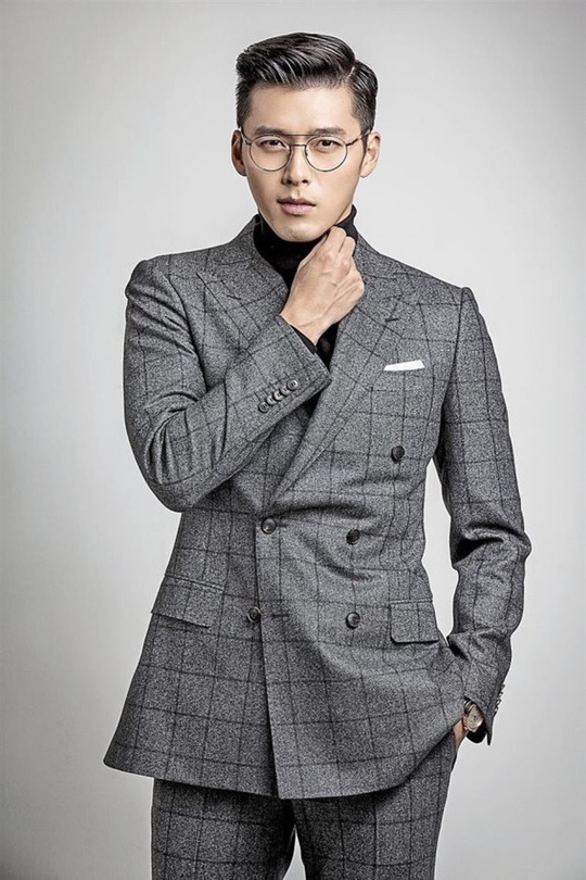 Hyun Bin gây sốt với loạt ảnh cũ - Ảnh 6.