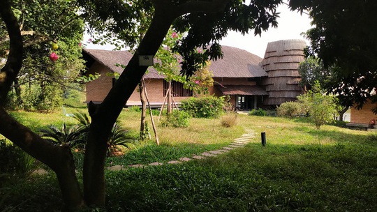 Ngôi nhà hình chiếc lá giữa rừng cây ở ngoại thành Hà Nội - Ảnh 11.
