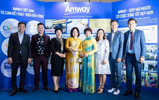 Amway Việt Nam tham dự Lễ kỷ niệm 25 năm thiết lập quan hệ ngoại giao Việt Nam - Mỹ - Ảnh 1.