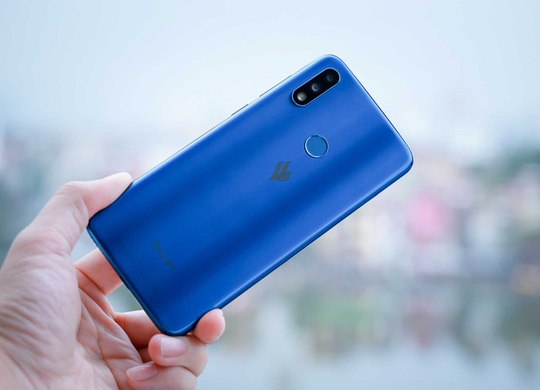 Vsmart bất ngờ tung ra Joy 3 4GB/64GB: Giá siêu tốt chào mừng 8-3 - Ảnh 2.