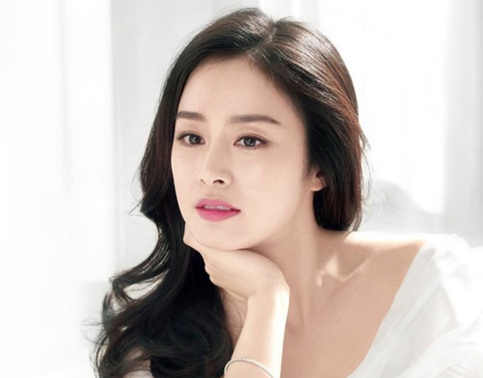 Điều gì giúp Son Ye Jin, Jang Nara luôn trẻ hơn tuổi? - Ảnh 7.