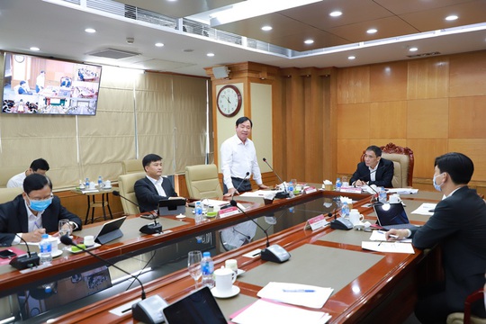 Agribank tổ chức Hội nghị trực tuyến triển khai các giải pháp hỗ trợ khách hàng ảnh hưởng bởi dịch Covid-19 - Ảnh 2.