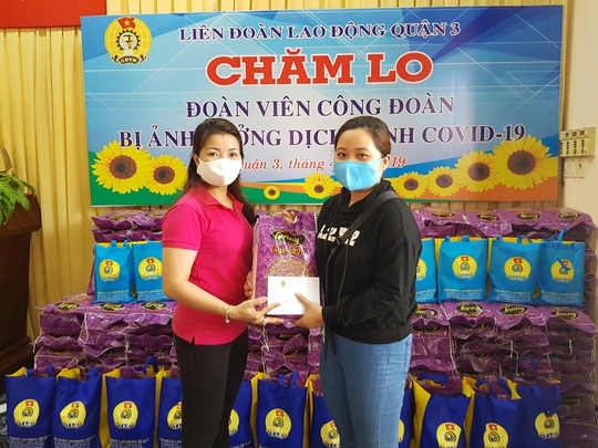 Hỗ trợ đoàn viên, CNVC-LĐ khó khăn - Ảnh 1.