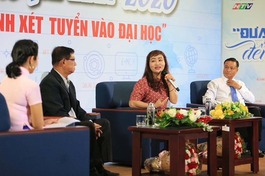 Trực tuyến Đưa trường học đến thí sinh: Điều chỉnh xét tuyển ĐH ra sao? - Ảnh 10.