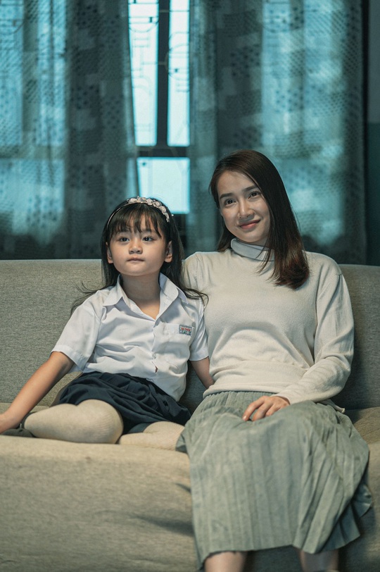 Nhã Phương tái xuất điện ảnh, đóng cặp với Trương Thế Vinh - Ảnh 2.
