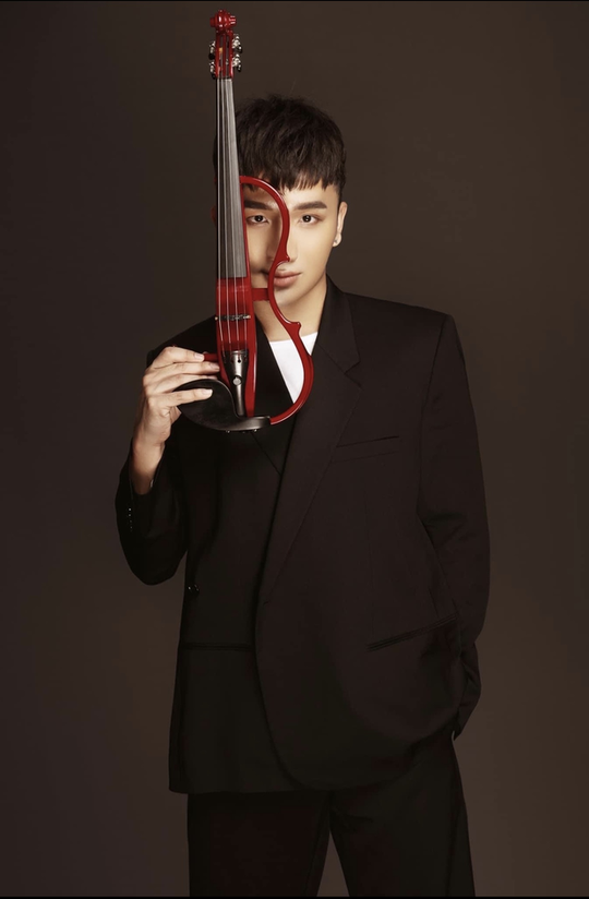 Violin Hoàng Rob kết hợp Khắc Hưng tung MV đẹp tuyệt vời - Ảnh 1.