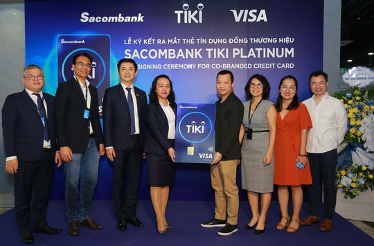 Hoàn tiền 15% cho chủ thẻ đồng thương hiệu Sacombank Tiki Platinum - Ảnh 1.