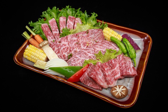 Thưởng thức thịt bò Nhật thượng hạng tại nhà hàng BBQ Nhật Bản KOKUGYU - Ảnh 4.