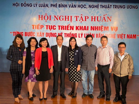 Diễn giả - MC Thi Thảo tham gia hoạt động của Liên hiệp Các hội Văn học Nghệ thuật TP HCM - Ảnh 8.