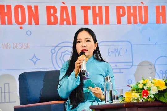 Trực tuyến Đưa trường học đến thí sinh: Ôn thi hiệu quả, chọn bài thi phù hợp - Ảnh 3.