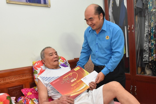 Mai Vàng nhân ái thăm Chu Phác Viên Nam Hùng, Nhuận Điền Thanh Tú và quái kiệt Tùng Lâm - Ảnh 7.