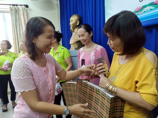 Tuyên truyền về chính sách lao động cho cán bộ nữ công - Ảnh 1.