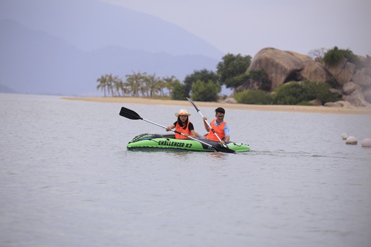 Đảo Hoa Lan - thiên đường du lịch bí ẩn tại Nha Trang - Ảnh 2.