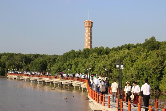Học sinh, giáo viên ở Cà Mau hưởng nhiều ưu đãi khi đi du lịch - Ảnh 6.