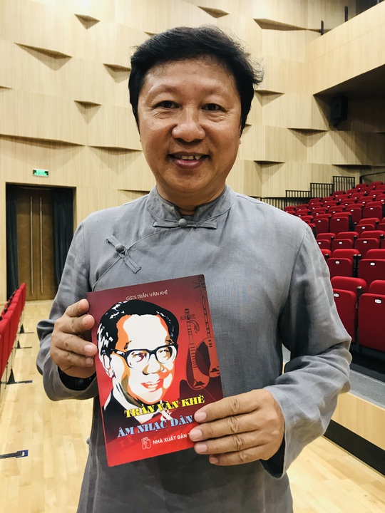 Nhà thiết kế Sĩ Hoàng, NSƯT Huỳnh Khải dốc sức cho kỷ niệm 99 năm ngày sinh cố GS-TS Trần Văn Khê - Ảnh 4.