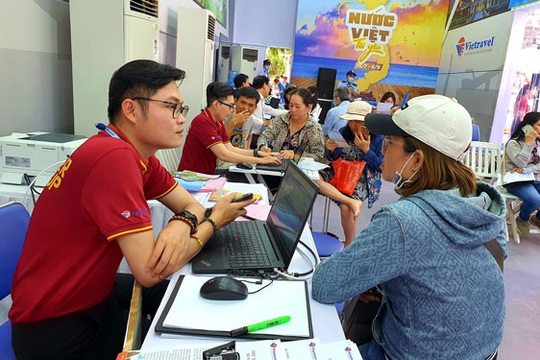 NGÀY HỘI DU LỊCH TP HCM: Nhộn nhịp tour kích cầu - Ảnh 1.
