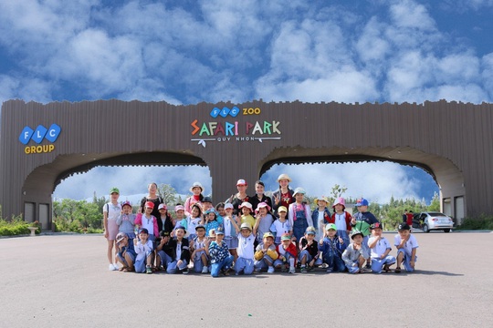 Ghé FLC Zoo Safari xem hổ săn mồi, chơi cùng voi và chuột túi Wallaby - Ảnh 1.