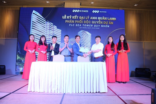 Gấp rút hoàn thiện, FLC Sea Tower Quy Nhon hút hàng trăm sale trong lễ kick off - Ảnh 3.