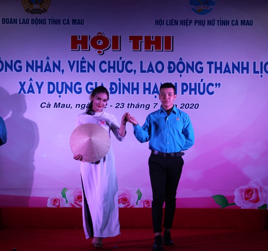 Phạm Ngọc Cầm đăng quang nữ công nhân, viên chức thanh lịch  - Ảnh 10.