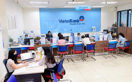 VietinBank ưu tiên nguồn lực hỗ trợ doanh nghiệp, người dân khôi phục sản xuất - Ảnh 2.
