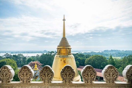 Nét kiến trúc theo phong cách Thái Lan của ngôi chùa trong Top đẹp nhất thế giới - Ảnh 13.