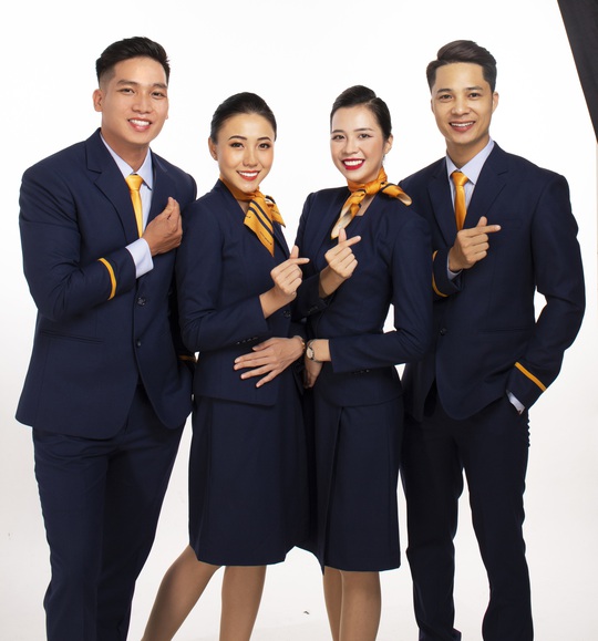 Pacific Airlines chính thức ra mắt đồng phục tiếp viên và bộ nhận diện thương hiệu mới - Ảnh 1.