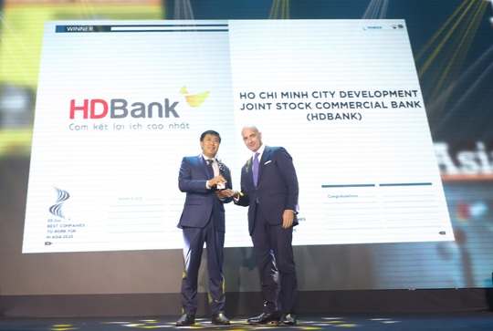 HDBank tiếp tục là nơi làm việc tốt nhất châu Á, định hướng phát triển Happy Digital Bank - Ảnh 1. HDBank tiếp tục là nơi làm việc tốt nhất châu Á, định hướng phát triển Happy Digital Bank - Ảnh 1.