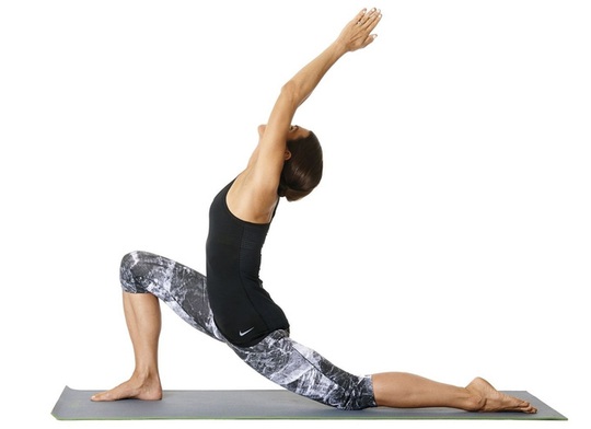 8 tư thế yoga cần thiết cho người chạy bộ - Ảnh 2.