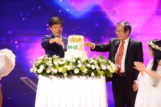 Tập đoàn Nguyễn Hoàng kỷ niệm 21 năm thành lập - Ảnh 1.