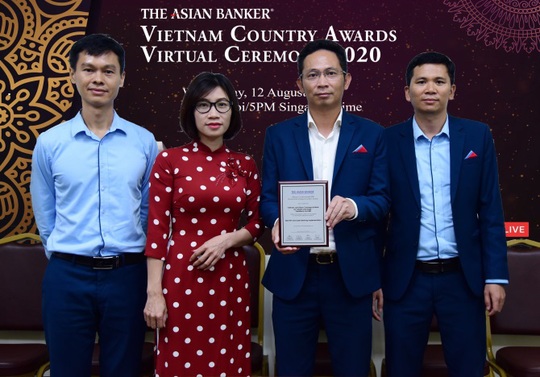 VietinBank được tôn vinh “Triển khai nền tảng API và Ngân hàng mở tốt nhất”  - Ảnh 1.