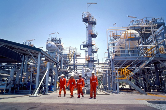 Hơn 1.000 vị trí việc làm trong lĩnh vực lọc dầu, nhiệt điện - Ảnh 1.