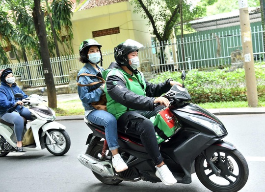 Gojek Việt Nam nổi bật với màu xanh và đen đặc trưng - Ảnh 2.