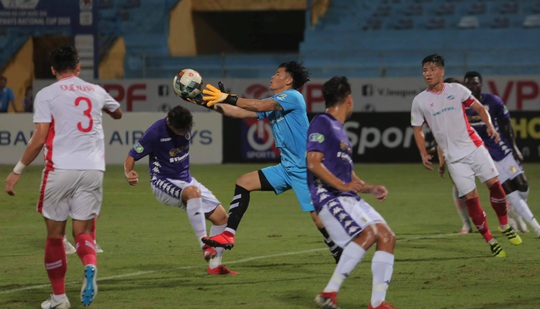 Quang Hải tỏa sáng phút 88, Hà Nội FC bảo vệ thành công cúp Quốc gia - Ảnh 2.