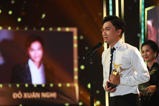 Diễn viên hài Xuân Nghị trải lòng khi đoạt giải VTV Awards 2020 - Ảnh 2.