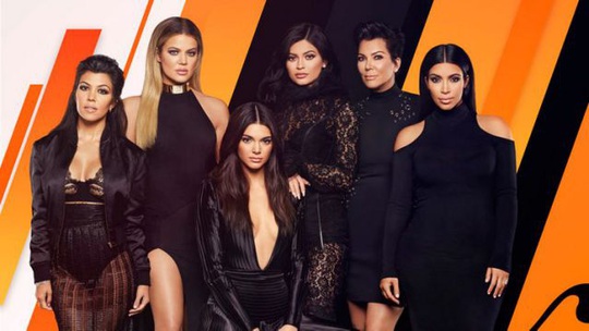 Gia đình Kim Kardashian dừng show thực tế 4 triệu người xem - Ảnh 2.