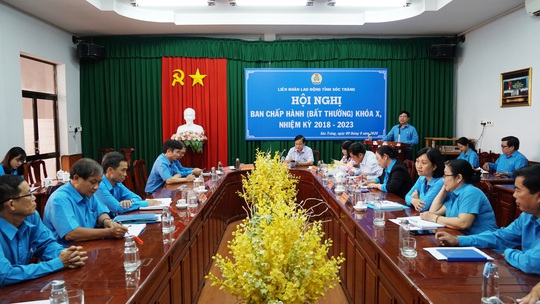 Hiệu trưởng Trường Chính trị làm Chủ tịch LĐLĐ tỉnh Sóc Trăng - Ảnh 2.