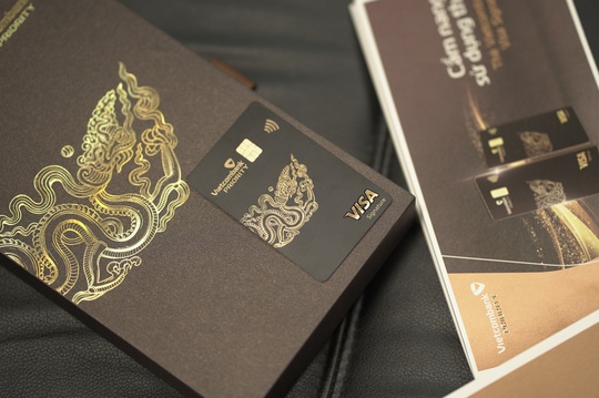 Thẻ ngân hàng cạnh tranh nhờ sự khác biệt - Ảnh 1.