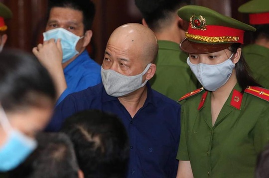 Ông Đinh La Thăng và ông Nguyễn Hồng Trường không kháng cáo bản án của TAND TP HCM - Ảnh 3.