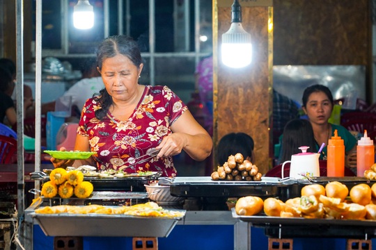 Những mảnh đời khuyết niềm vui sum họp ngày Tết - Ảnh 1.