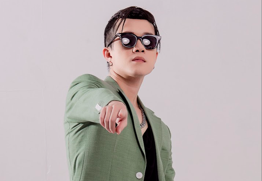 Young Uno chơi lớn với rap Việt bằng MV bạc tỉ - Ảnh 1.