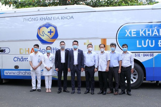 Hội Doanh nhân Trẻ Việt Nam cùng TTC và DHA Healthcare bàn giao xe khám bệnh lưu động cho Sở Y tế TP HCM  - Ảnh 2.