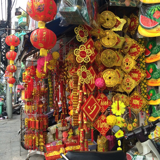 Làm báo cùng Báo Người Lao Động: Chuyện lì xì cho con trẻ - Ảnh 1.