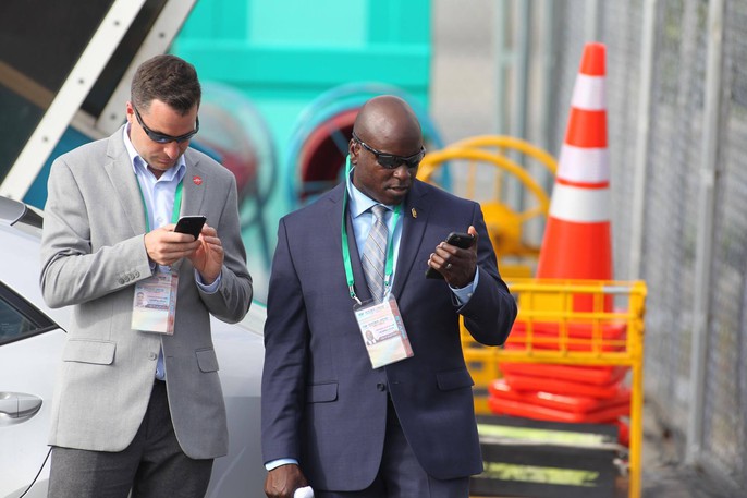 APEC 2017: Tổng thống Mỹ rời Đà Nẵng, bay đến Hà Nội - Ảnh 2. APEC 2017: Tổng thống Mỹ rời Đà Nẵng, bay đến Hà Nội - Ảnh 2.