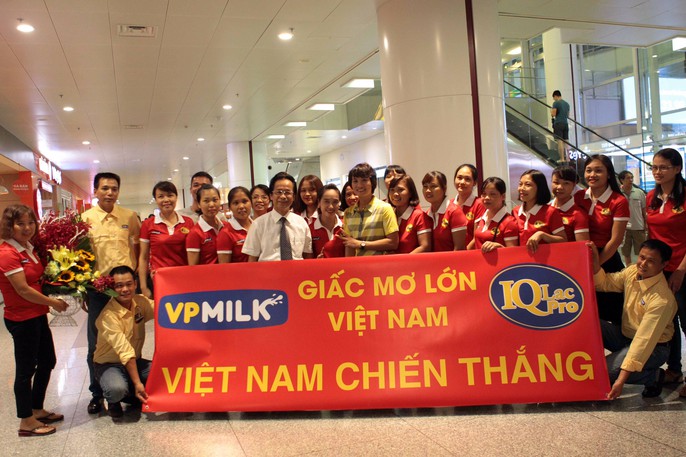 Ngày về rạng ngời của tuyển bóng đá nữ Việt Nam - Ảnh 5.