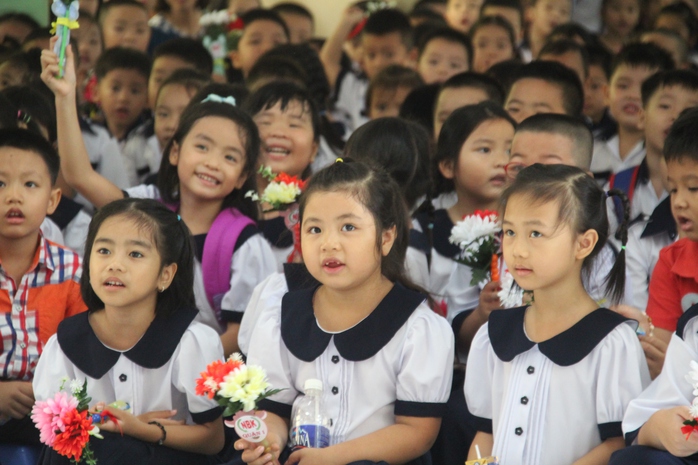 Nóng tuyển sinh đầu cấp: Rà hộ khẩu, siết trái tuyến - Ảnh 1.