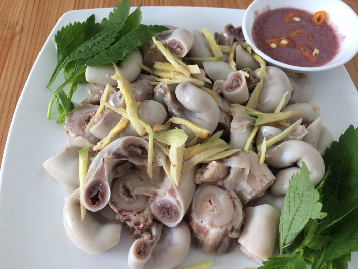 Dồi trường hấp gừng mồi ngon khó cưỡng. - Ảnh 3. Dồi trường hấp gừng mồi ngon khó cưỡng. - Ảnh 3.